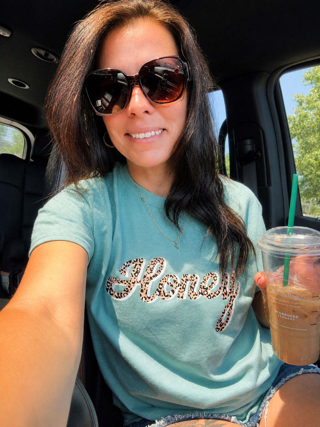 🍯 Honey Tee